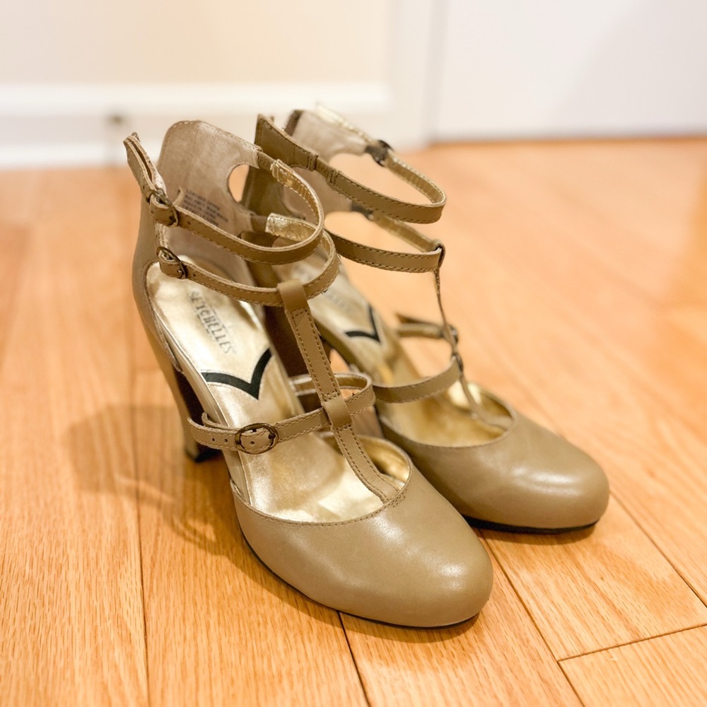 Seychelles Gladiator Heels